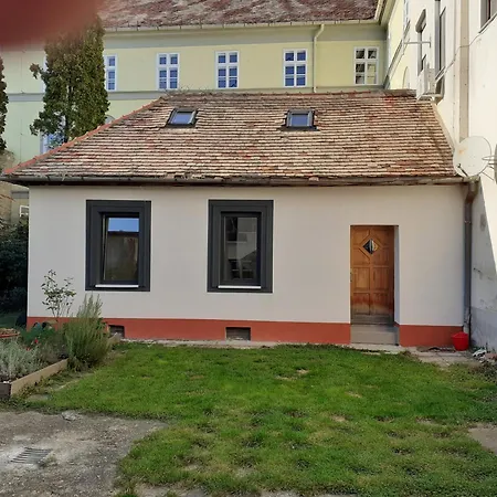 Varkor At The Castle Apartment Koszeg